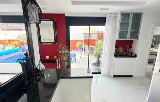 Reventa - Villa - Los Montesinos - Costa Blanca