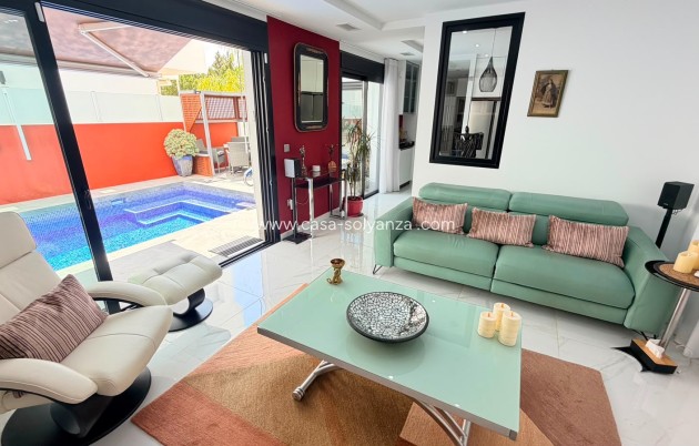 Reventa - Villa - Los Montesinos - Costa Blanca