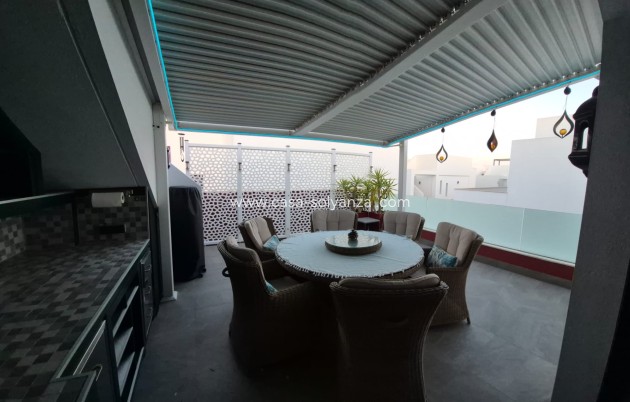 Reventa - Villa - Los Montesinos - Costa Blanca