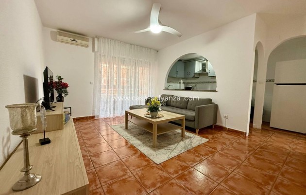 Resale - Apartment / flat - Torrevieja - Playa del Cura