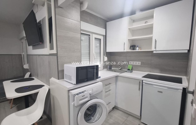 Reventa - Apartamento / piso - Torrevieja - Center