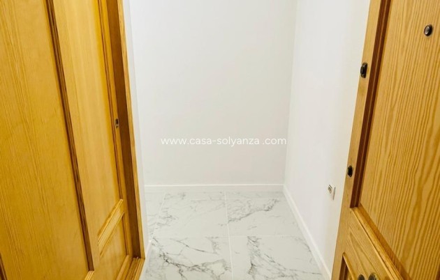 Wiederverkauf - Wohnung - Torrevieja - Acequion