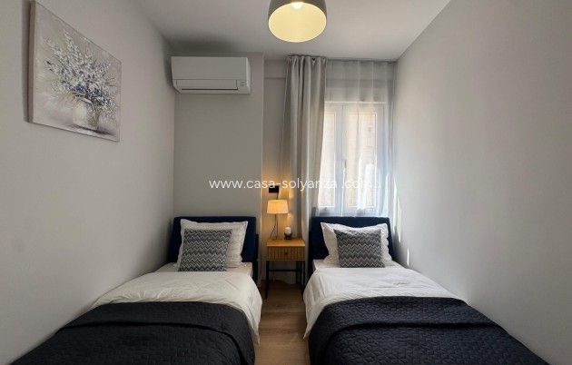 Reventa - Apartamento / piso - Torrevieja - Playa del Cura