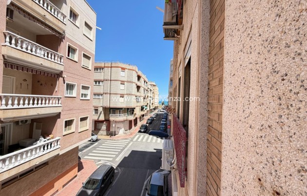 Reventa - Apartamento / piso - Torrevieja - Playa del Cura