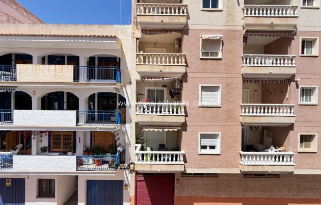 Reventa - Apartamento / piso - Torrevieja - Playa del Cura