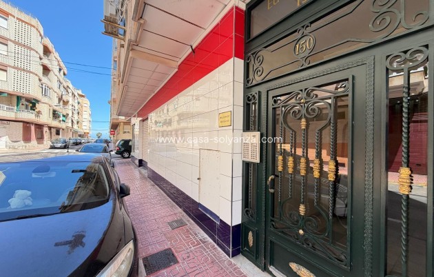 Reventa - Apartamento / piso - Torrevieja - Playa del Cura