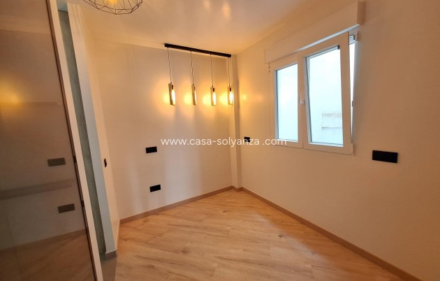 Reventa - Apartamento / piso - Torrevieja - Playa de los Locos