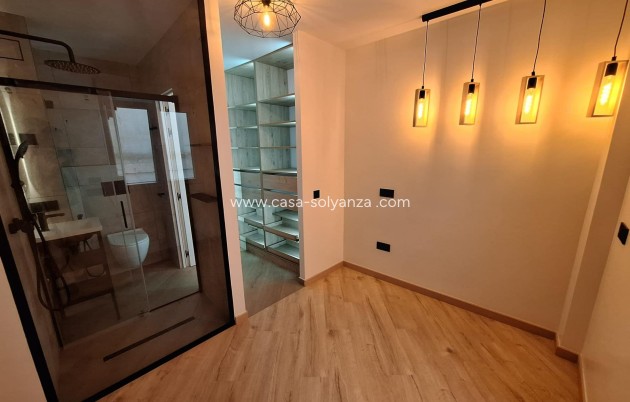 Reventa - Apartamento / piso - Torrevieja - Playa de los Locos
