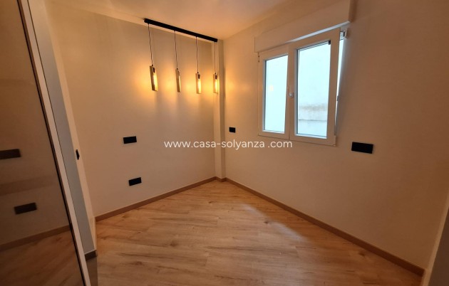 Reventa - Apartamento / piso - Torrevieja - Playa de los Locos