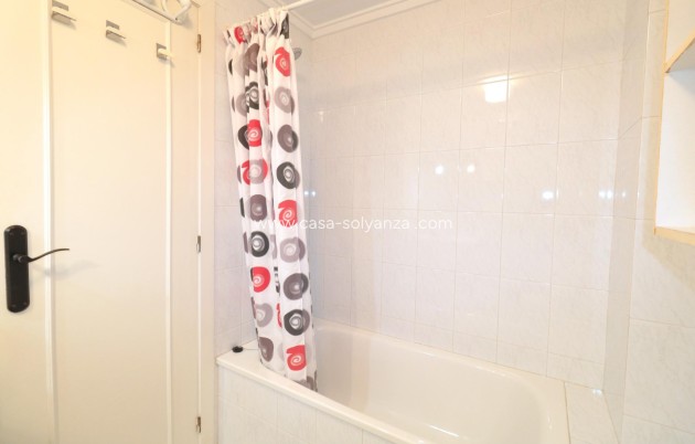 Resale - Apartment / flat - Torrevieja - Acequion
