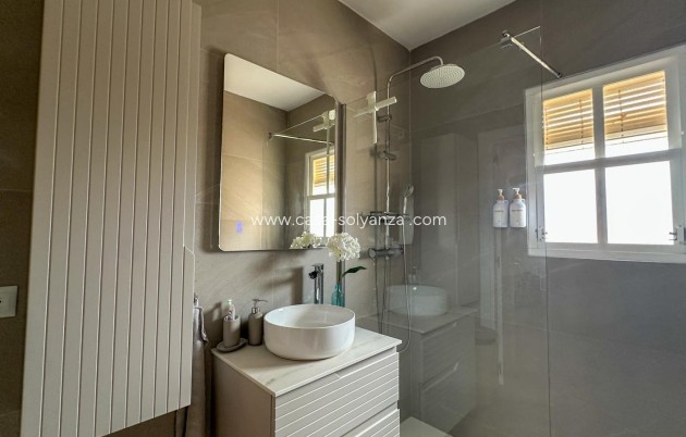 Resale - Apartment / flat - Orihuela Costa - Costa Blanca