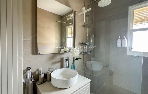 Resale - Apartment / flat - Orihuela Costa - Costa Blanca