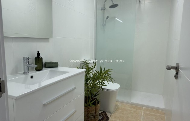 Reventa - Apartamento / piso - Torrevieja - Center