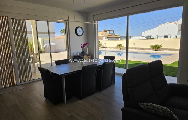 Reventa - Villa - Torrevieja - La Siesta