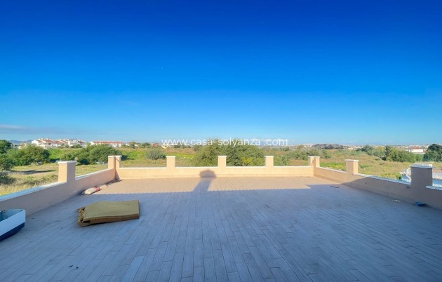 Reventa - Villa - Torrevieja - La Siesta