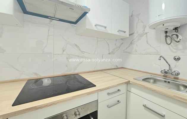 Resale - Apartment / flat - Torrevieja - Playa del Cura