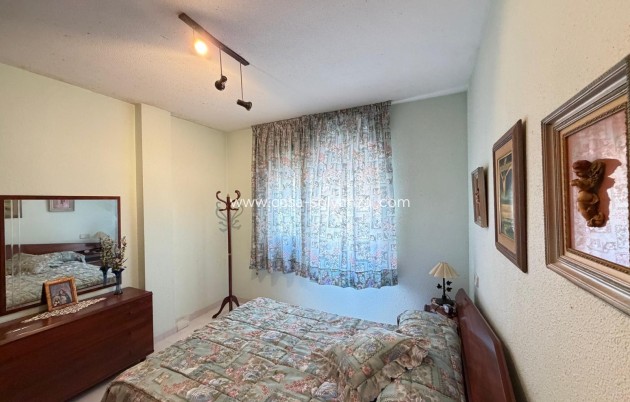 Resale - Apartment / flat - Torrevieja - Playa del Cura