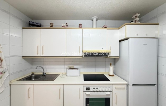 Resale - Apartment / flat - Torrevieja - Playa del Cura