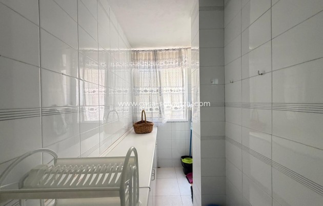 Resale - Apartment / flat - Torrevieja - Playa del Cura