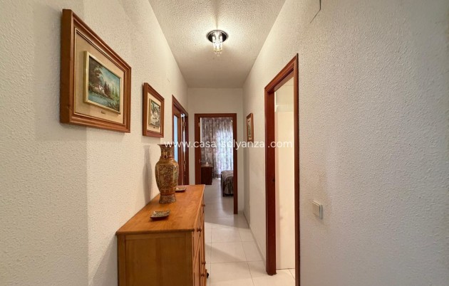 Resale - Apartment / flat - Torrevieja - Playa del Cura