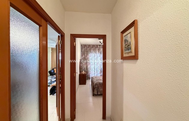 Resale - Apartment / flat - Torrevieja - Playa del Cura