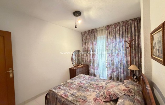 Resale - Apartment / flat - Torrevieja - Playa del Cura