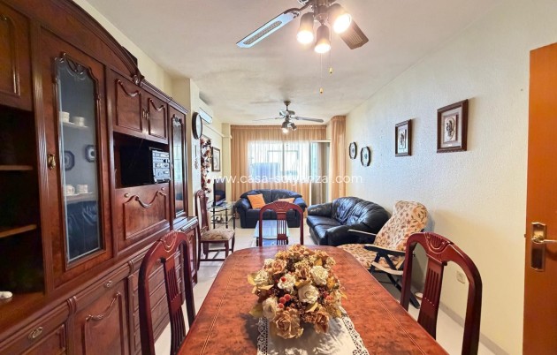 Resale - Apartment / flat - Torrevieja - Playa del Cura