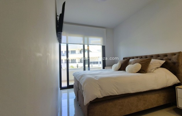 Reventa - Apartamento / piso - Playa Flamenca - Costa Blanca