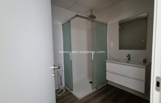 Reventa - Apartamento / piso - Playa Flamenca - Costa Blanca