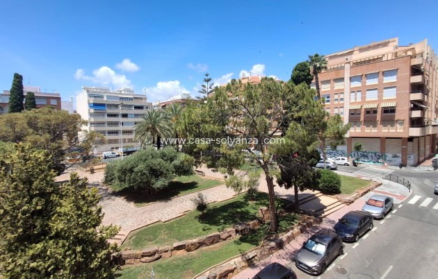 Reventa - Apartamento / piso - Torrevieja - Center