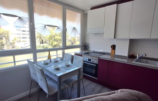 Reventa - Apartamento / piso - Torrevieja - Center