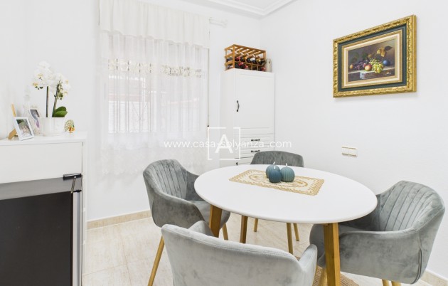 Resale - Villa - Pinar de Campoverde
