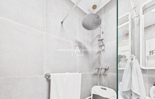 Resale - Villa - Pinar de Campoverde
