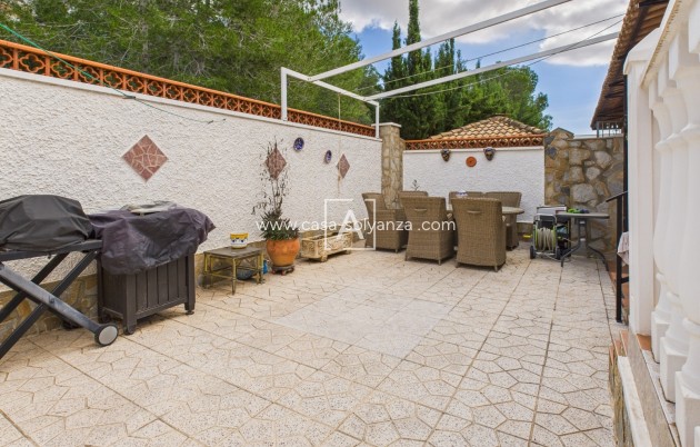 Resale - Villa - Pinar de Campoverde