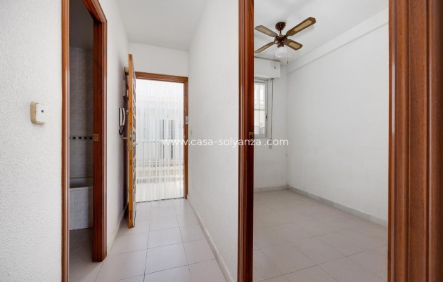 Reventa - Apartamento / piso - Torrevieja - La Mata