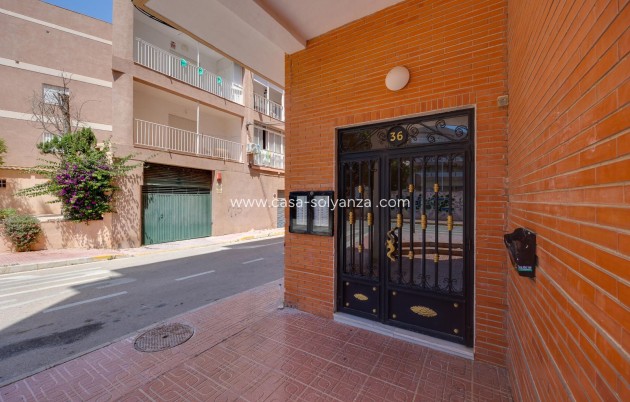 Reventa - Apartamento / piso - Torrevieja - La Mata