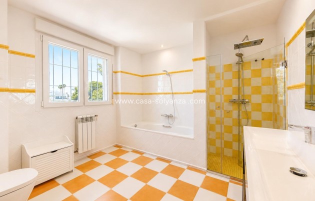 Reventa - Villa - Dehesa de campoamor - Campoamor