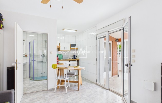 Reventa - Villa - Pinar de Campoverde - Inland