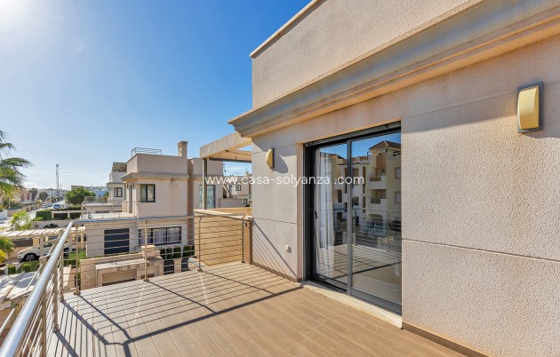 Reventa - Villa - Orihuela Costa - Costa Blanca