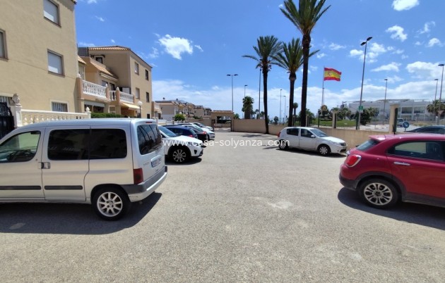 Herverkoop - Garden Apartment - Torrevieja