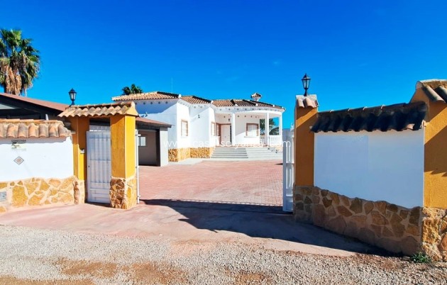 Reventa - Country Property/Finca - Catral - Catral - Country