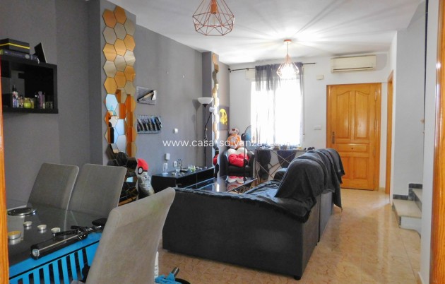 Resale - Townhouse - Torremendo