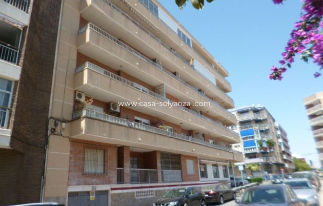 Reventa - Apartamento / piso - Villamartin - Costa Blanca