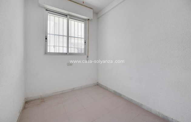Reventa - Apartamento / piso - Torrevieja - La Mata