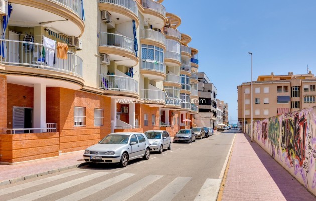 Reventa - Apartamento / piso - Torrevieja - La Mata