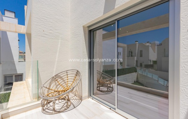 Reventa - Villa - Orihuela Costa - Lomas de Cabo Roig