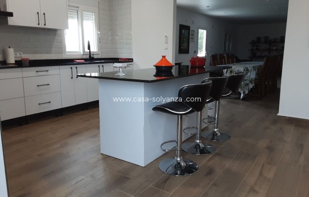 Reventa - Villa - San Miguel de Salinas - Inland