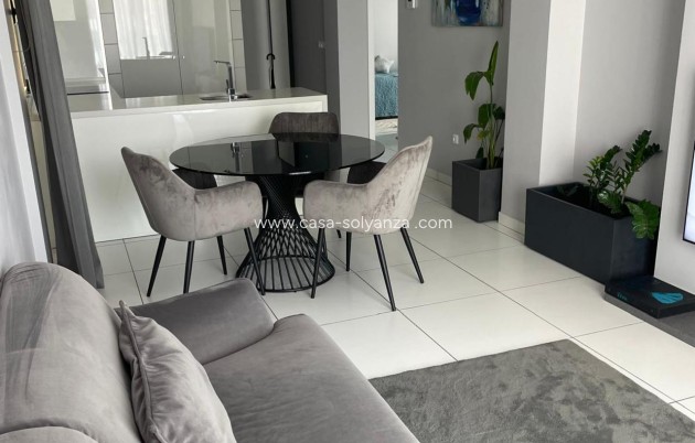 Reventa - Apartamento / piso - Villamartin - Costa Blanca