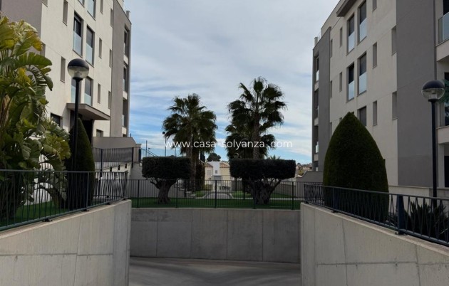Reventa - Apartamento / piso - Villamartin - Costa Blanca
