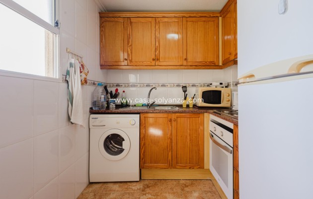 Resale - Apartment / flat - Torrevieja - Playa del Acequión